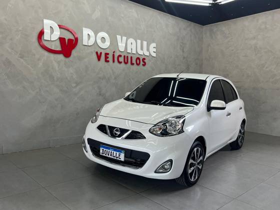 NISSAN MARCH 1.6 SL 16V FLEX 4P MANUAL NISSAN MARCH 1.6 SL 16V FLEX 4P MANUAL